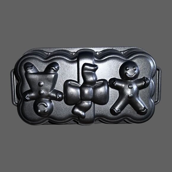 Nordic Ware Gingerbread Loaf Pan Heavy Cast Aluminum 6 Cup 1 LB - Picture 2 of 5